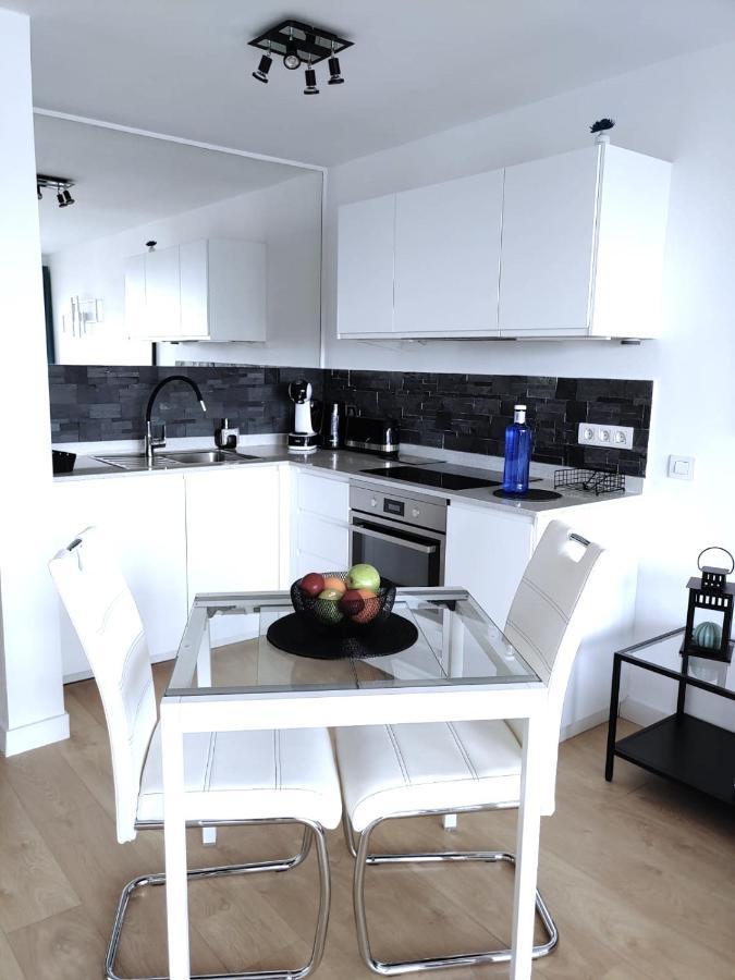 Apartment Portonovo Paraiso II - Sea View - Swimming Pool - Good Wifi - Old Town Puerto del Carmen (Lanzarote) Exterior foto