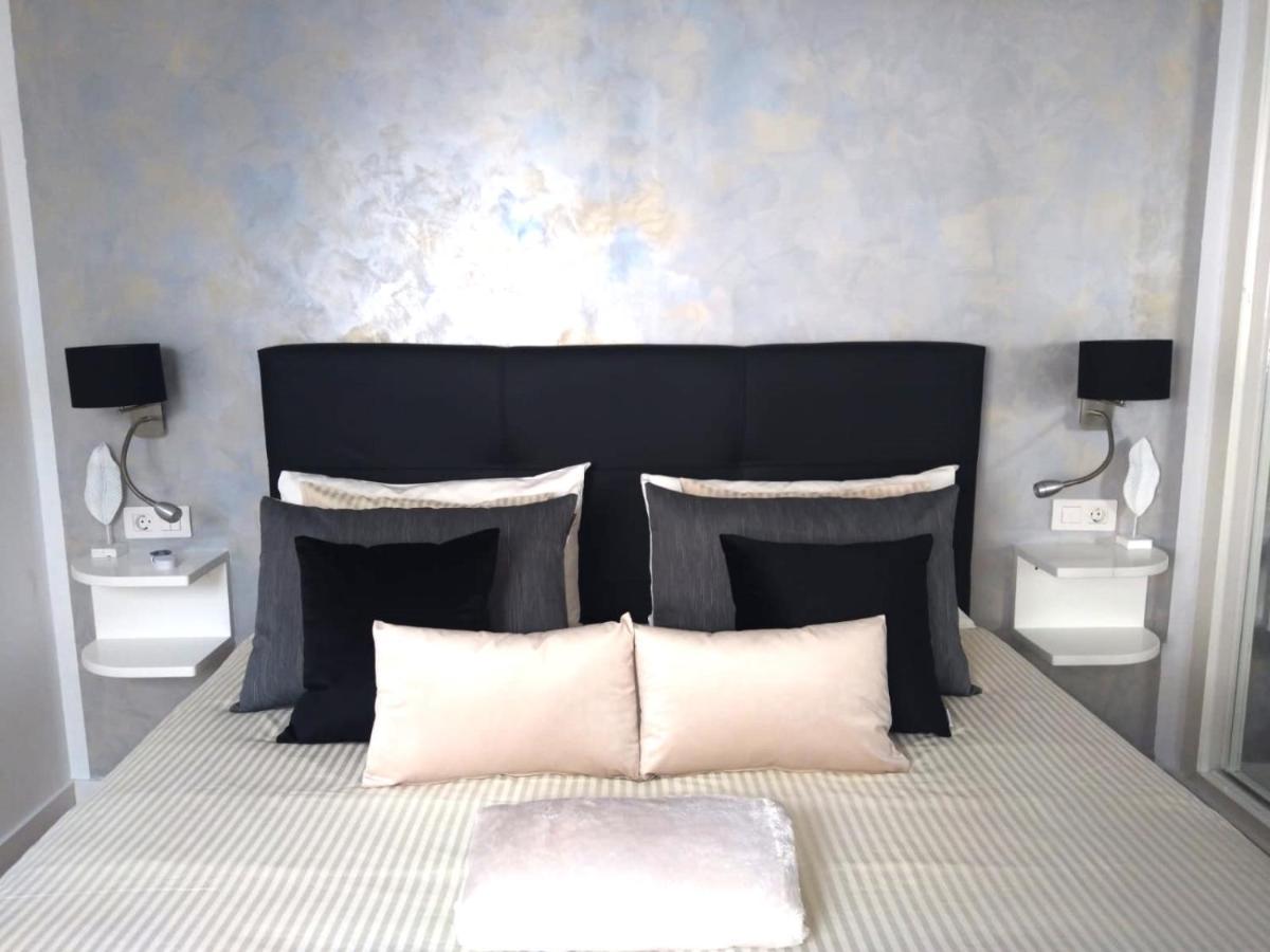 Apartment Portonovo Paraiso II - Sea View - Swimming Pool - Good Wifi - Old Town Puerto del Carmen (Lanzarote) Exterior foto